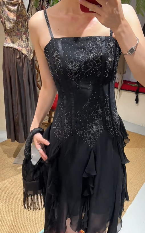 Charming Prom Dress Black Spaghetti Straps Ruffle Evening Dresses Chiffon Gala Gown Cocktail Outfits       D4966
