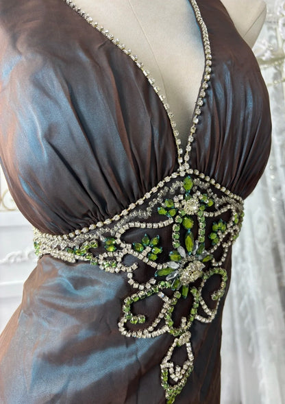 Elegant Prom Dress V-neck Crystal Evening Dress Gala Gown Cocktail Outfits       D4972