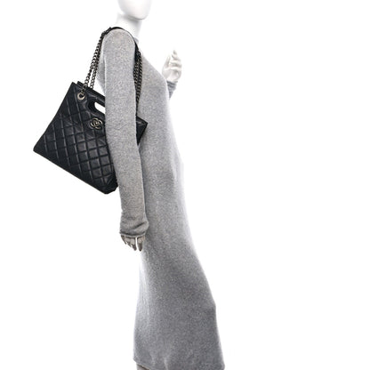 Goatskin Quilted Small Perfect Edge Shopping Tote Black