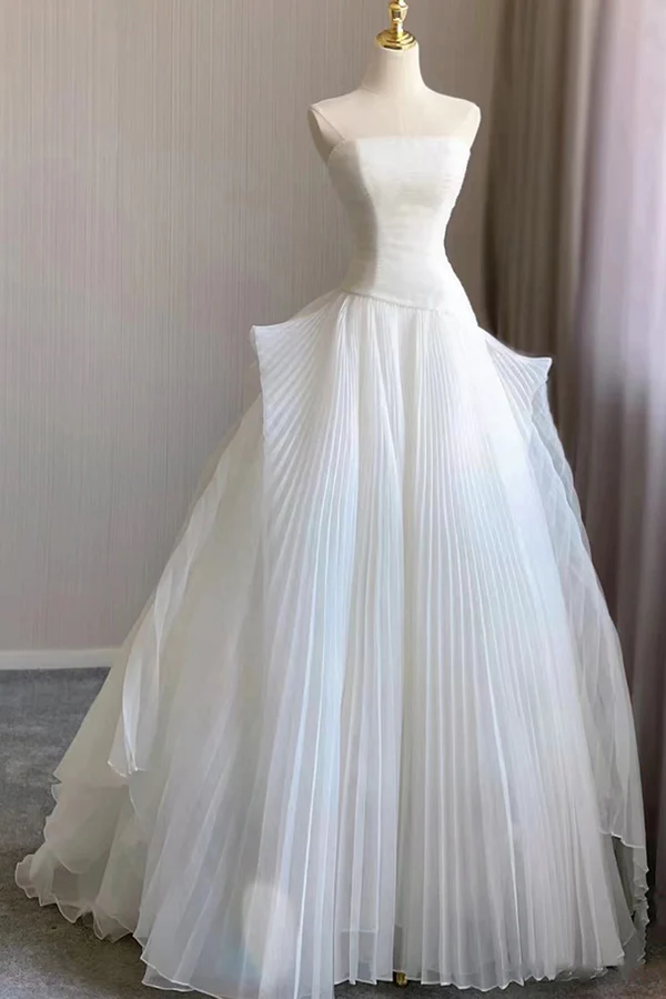 Elegant White Strapless A-Line Chiffon Long Wedding Dress MD7599
