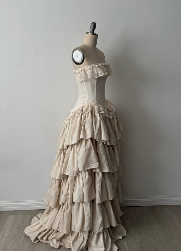 Vintage Apricot Ball Gown Strapless Lace Layered Satin Long Prom Dress Party Dress SH5535