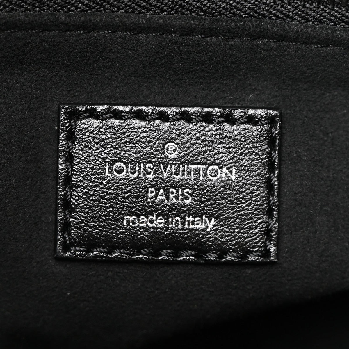 Lambskin CarryAll Vibe MM Black