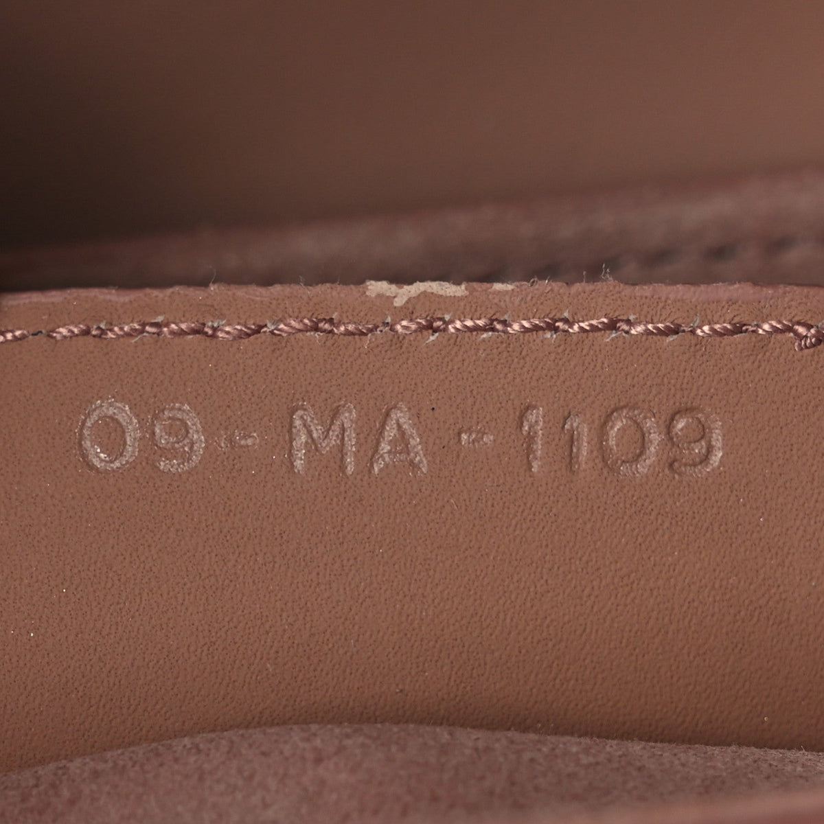 Ultra Matte Calfskin Saddle Bag Fard