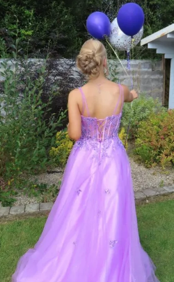 Morden Prom Dress A Line Purple Spaghetti Straps Pleated Tulle Long Gala Gown Evening Dress Party Outfits      D5016