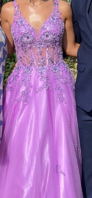 Morden Prom Dress A Line Purple Spaghetti Straps Pleated Tulle Long Gala Gown Evening Dress Party Outfits      D5016