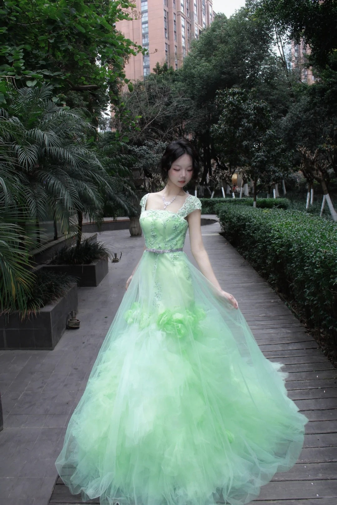 90s Retro Prom Dress Light Green Straps Pleated Tulle Gala Gown Evening Dress Party Outfits      D5020