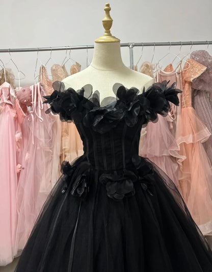 New Arrival Ball Gown Black Off Shoulder Tulle Quinceanera Dress Evening Dress Gala Prom Gown       D5044