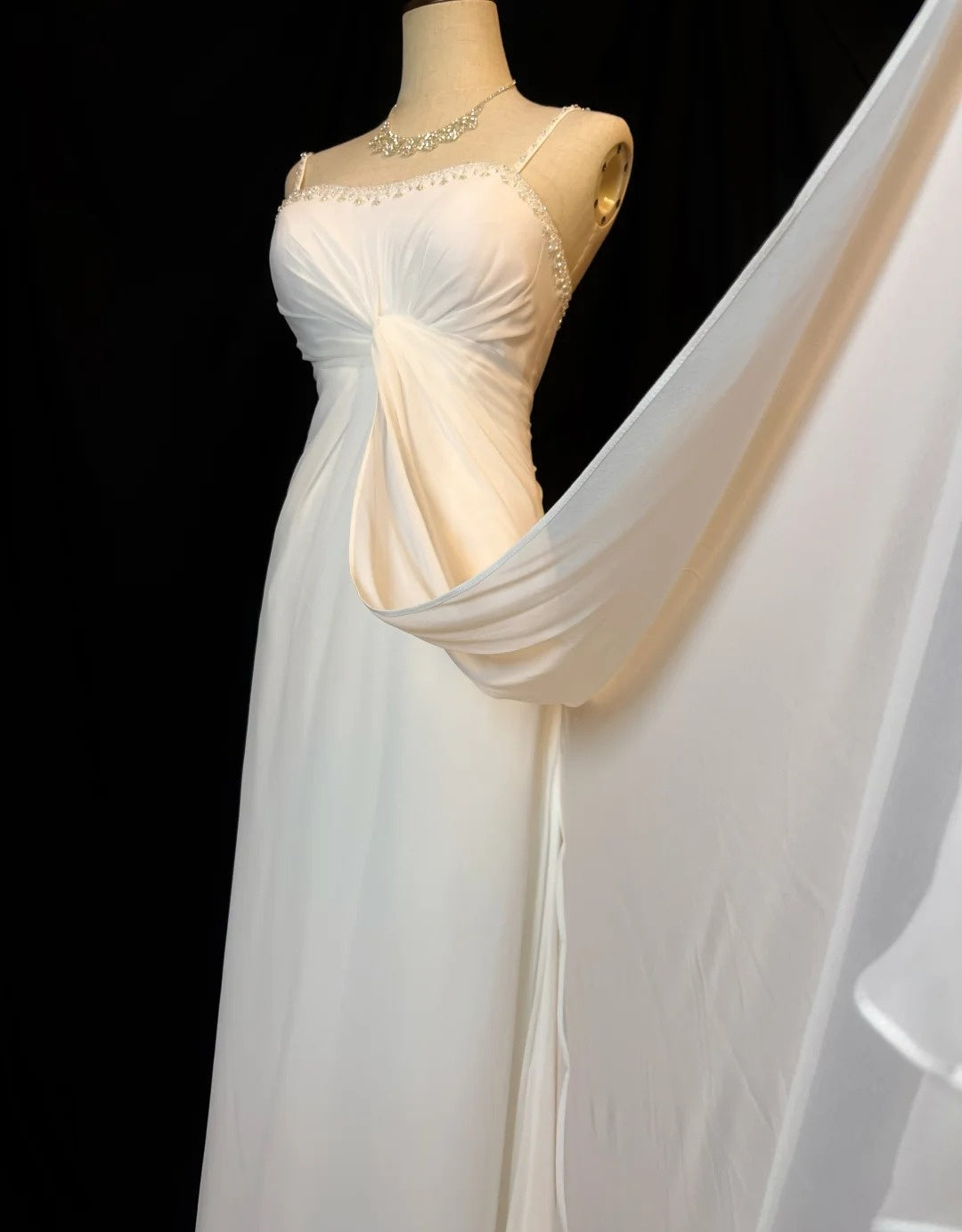 Elegant Prom Dress White Spaghetti Straps Pleated Formal Gown Evening Dress Gala Dress     D5070