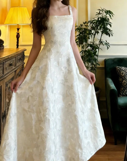 Charming Prom Dress A Line Square Neck Gala Gown Formal Evening Dress Graduation Outfits     D5108