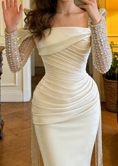 Stunning Prom Dress White Square Neck Mermaid Gala Gown Formal Evening Dress Graduation Outfits     D5109