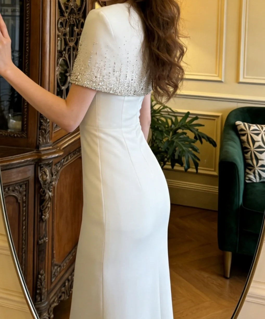 Gorgeous Prom Dress White Crew Neck Gala Gown Formal Evening Dress Graduation Outfits     D5115