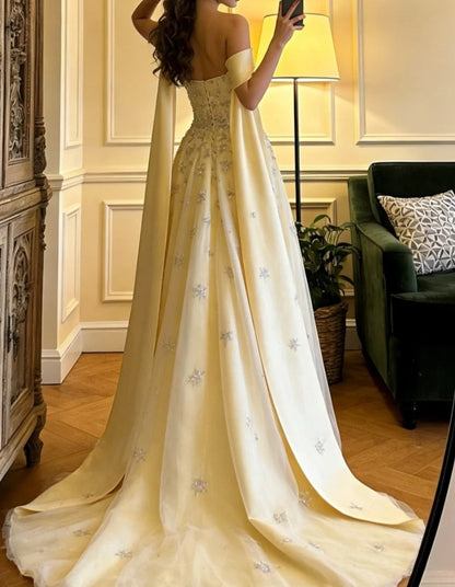 Stunning Prom Dress Light Yellow Off Shoulder Tulle Gala Gown Formal Evening Dress Graduation Outfits     D5116
