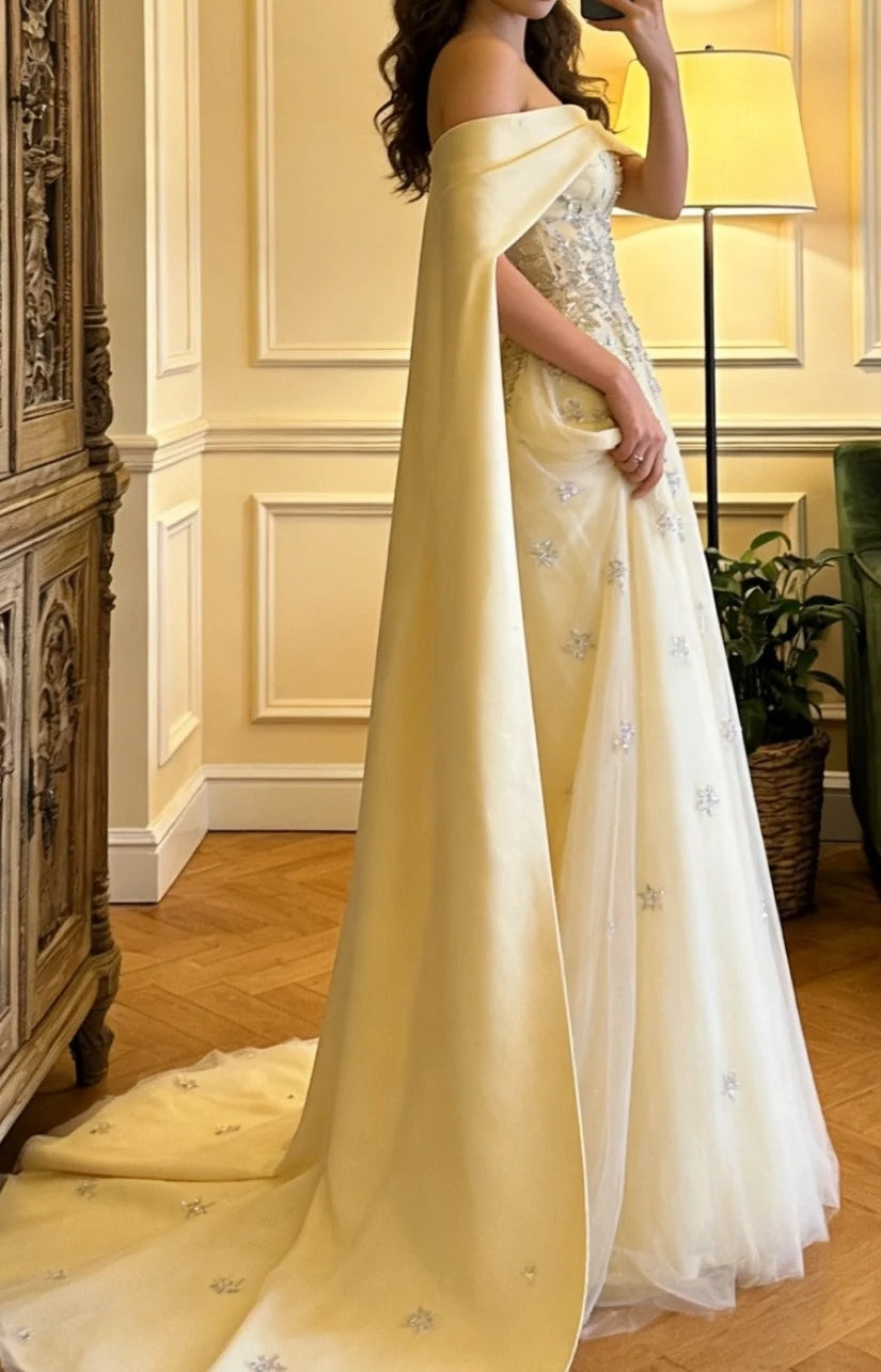 Stunning Prom Dress Light Yellow Off Shoulder Tulle Gala Gown Formal Evening Dress Graduation Outfits     D5116