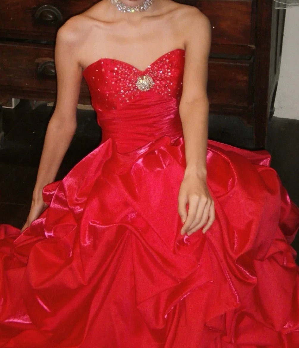 Stunning Prom Dress Red Sweetheart Pleated Gala Gown Fomal Evening Dress Graduation Dress     D5178