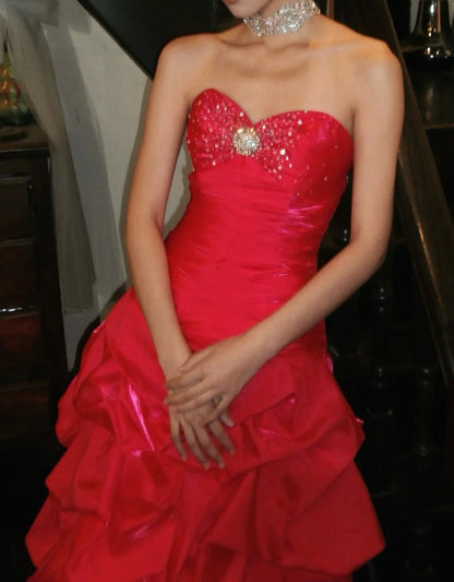 Stunning Prom Dress Red Sweetheart Pleated Gala Gown Fomal Evening Dress Graduation Dress     D5178