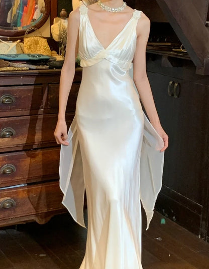 Elegant Prom Dress V-neck Gala Gown Evening Dress Graduation Dress Wedding Dress     D5197