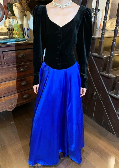 90s Retro Prom Dress A Line V-neck Pleated Gala Gown Evening Dress Formal Dress    D5199