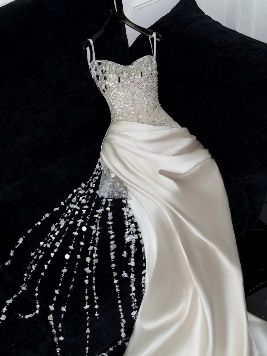 Stunning Strapless Sheath Satin Beaded Long Evening Party Dress Birthday Outfits, D980