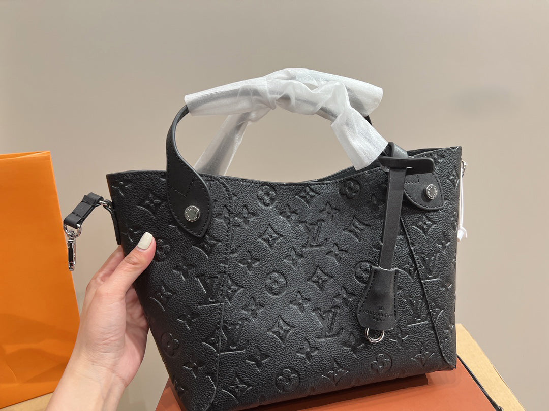 Louis Vuitton Blossom MM Tote Bag ‘Black’