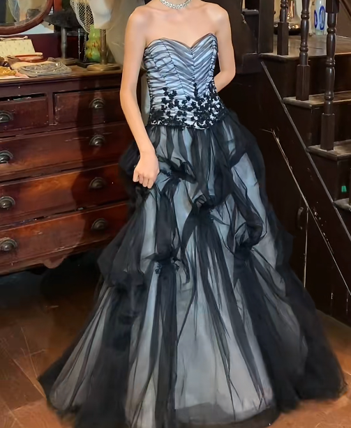 Stunning Prom Dress A Line Sweetheart Tulle Pleated Gala Gown Evening Dress    D5273
