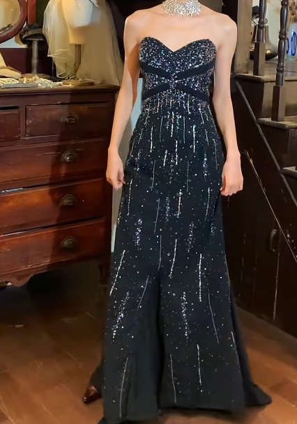 Gorgeous Prom Dress Black Satin A Line Sweetheart Beaded Gala Gown Evening Dress    D5275