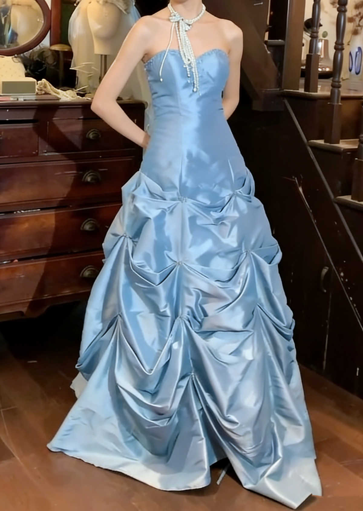Elegant Prom Dress A Line Satin Sweetheart Pleated Gala Gown Evening Dress  D5294