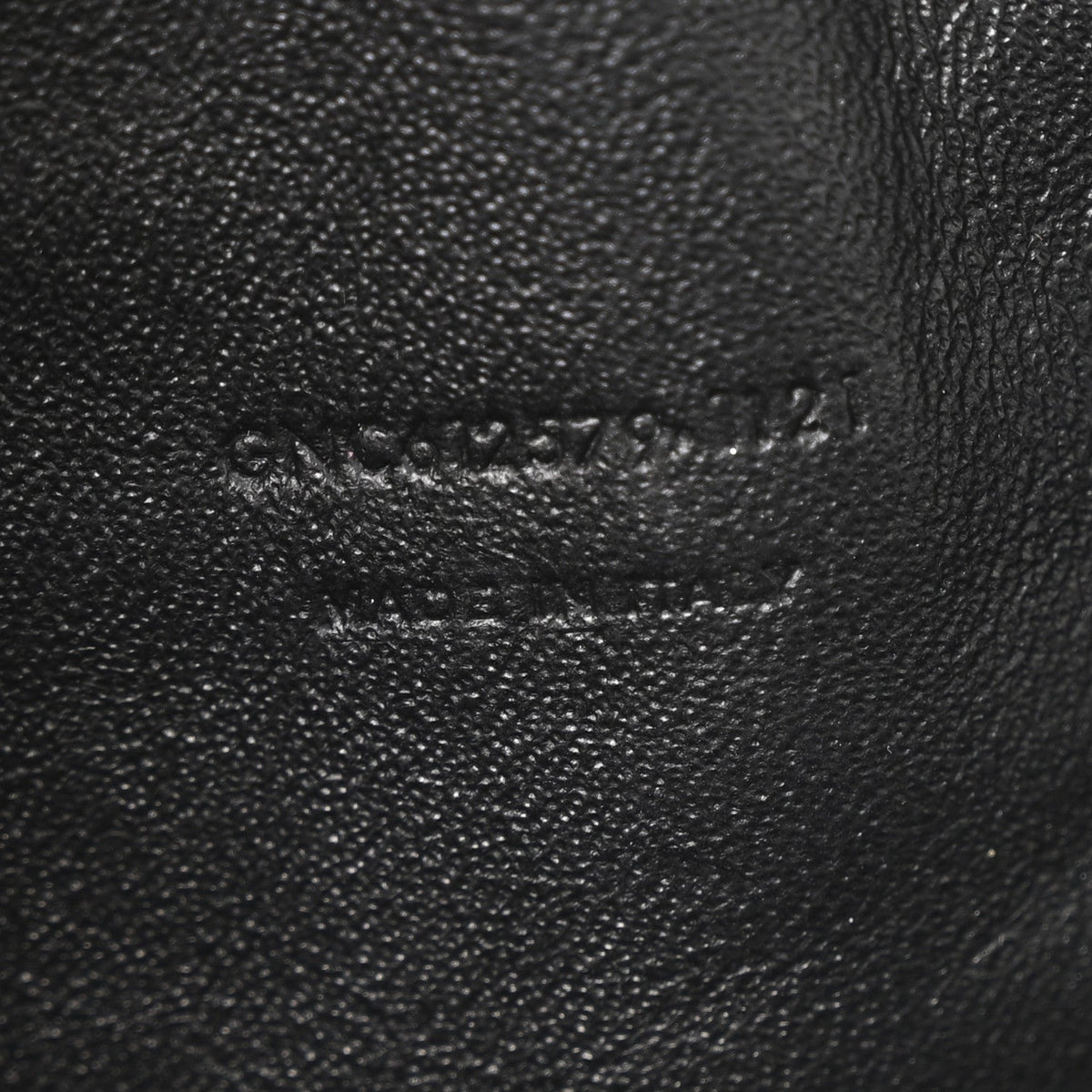Grain De Poudre Matelasse Monogram Mini Lou Camera Bag Crema Soft
