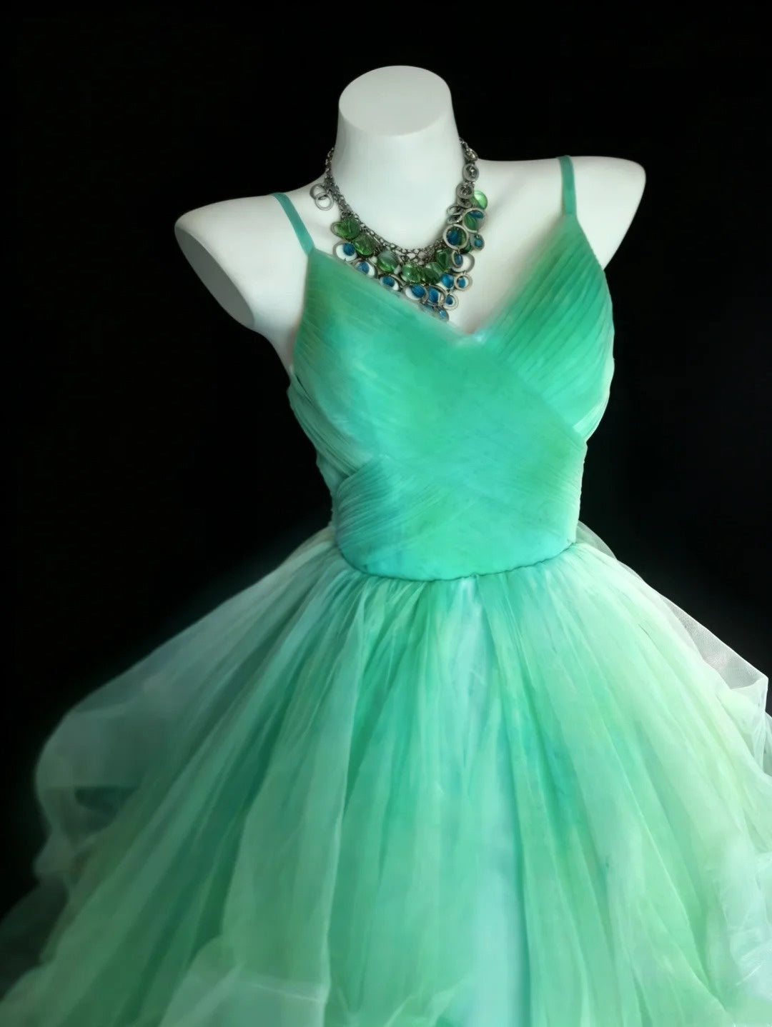 New Arrival Ball Gown Spaghetti Straps Pleated Tulle Evening Dress Quniceanera Dress Birthday Prom Gown       D5395