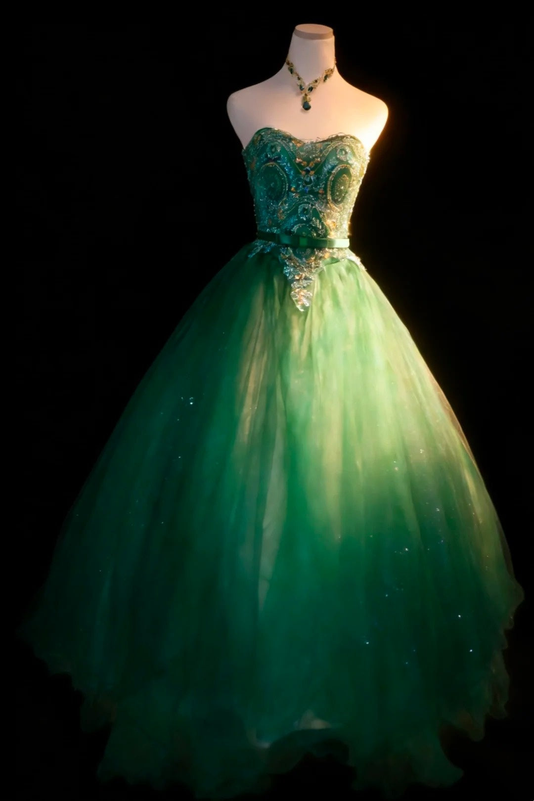 Gorgeous Ball Gown Strapsless Tulle Evening Dress Quinceanera Dress Birthday Prom Gown       D5418