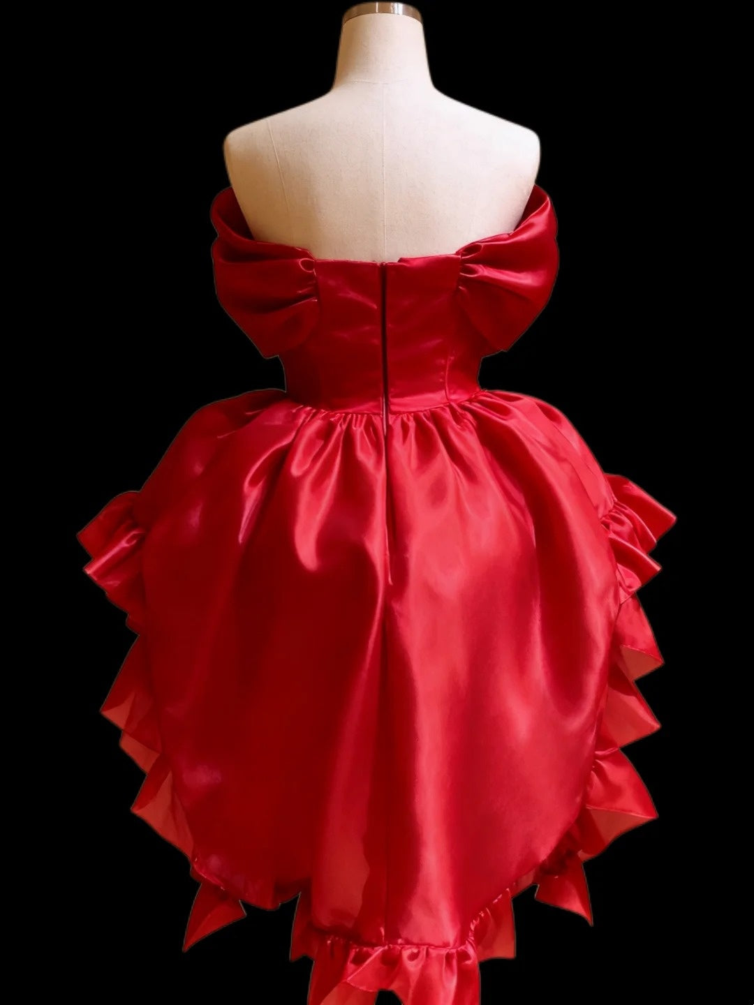 Charming Homecoming Dress Red Off Shoulder Pleated Short Prom Dress Back to School Outfits Party Dress  D5444