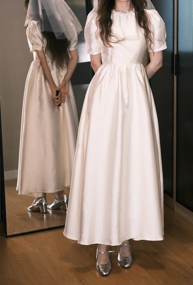 Elegant Prom Dress A Line White Crew Neck Pleated Gala Dress Evening Dress       D5484