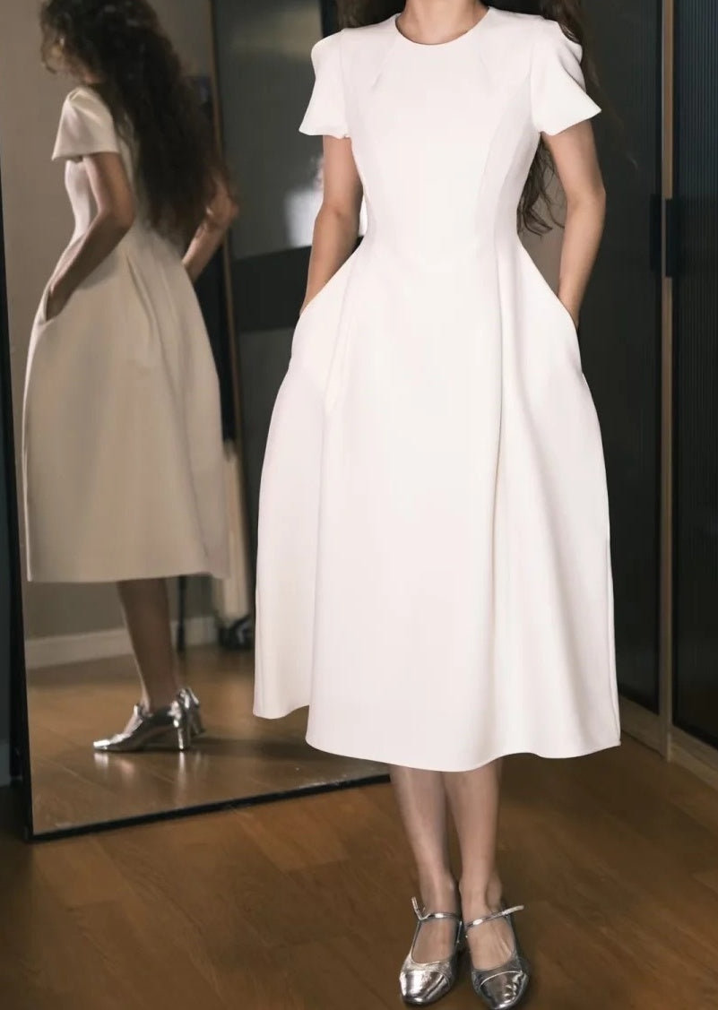Minimalist Prom Dress A Line White Crew Neck Pleated Gala Dress Evening Dress       D5486