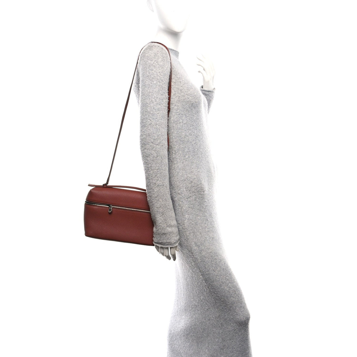 Tender Calfskin Extra Pocket L27 Kummel