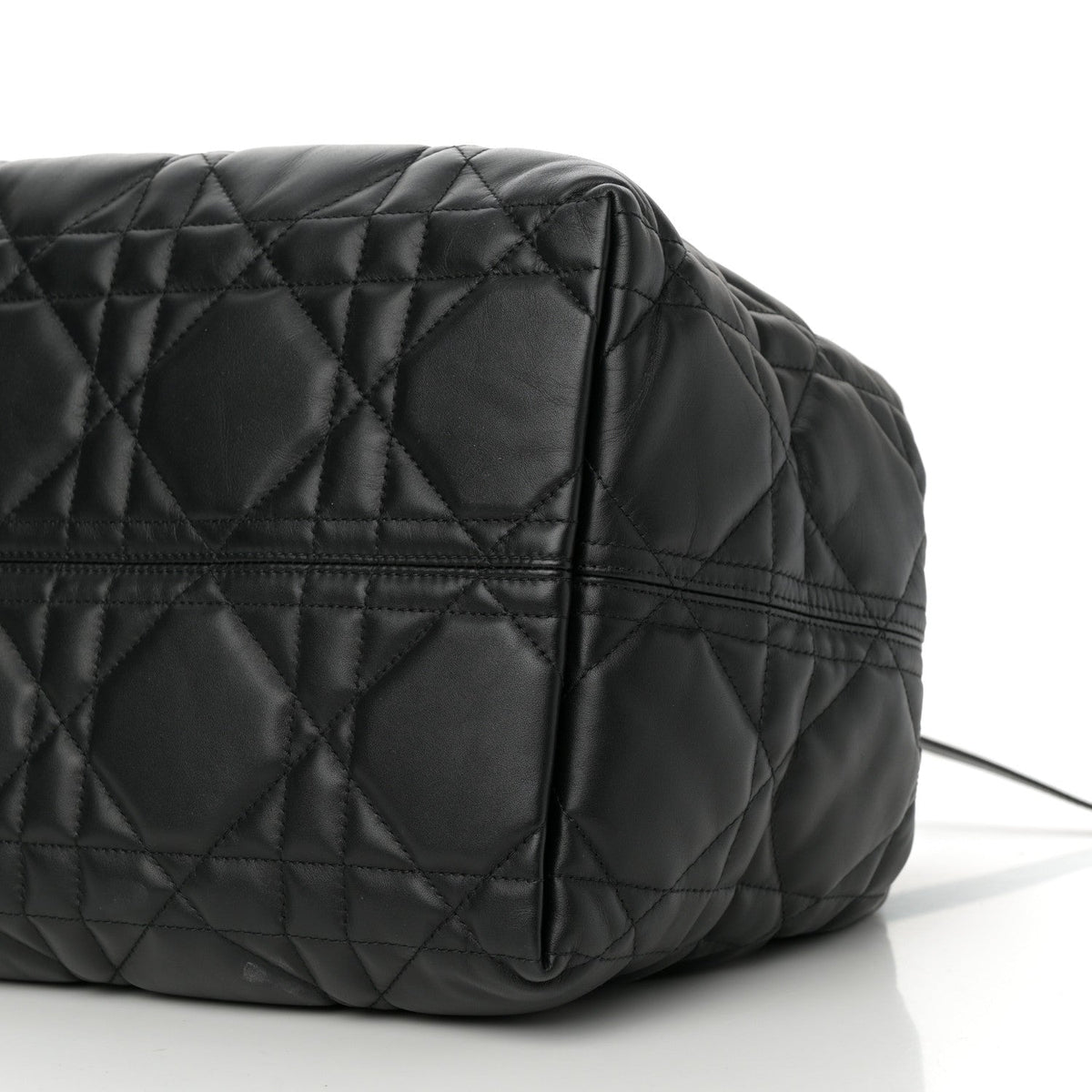 Calfskin Macrocannage Large Toujours Black