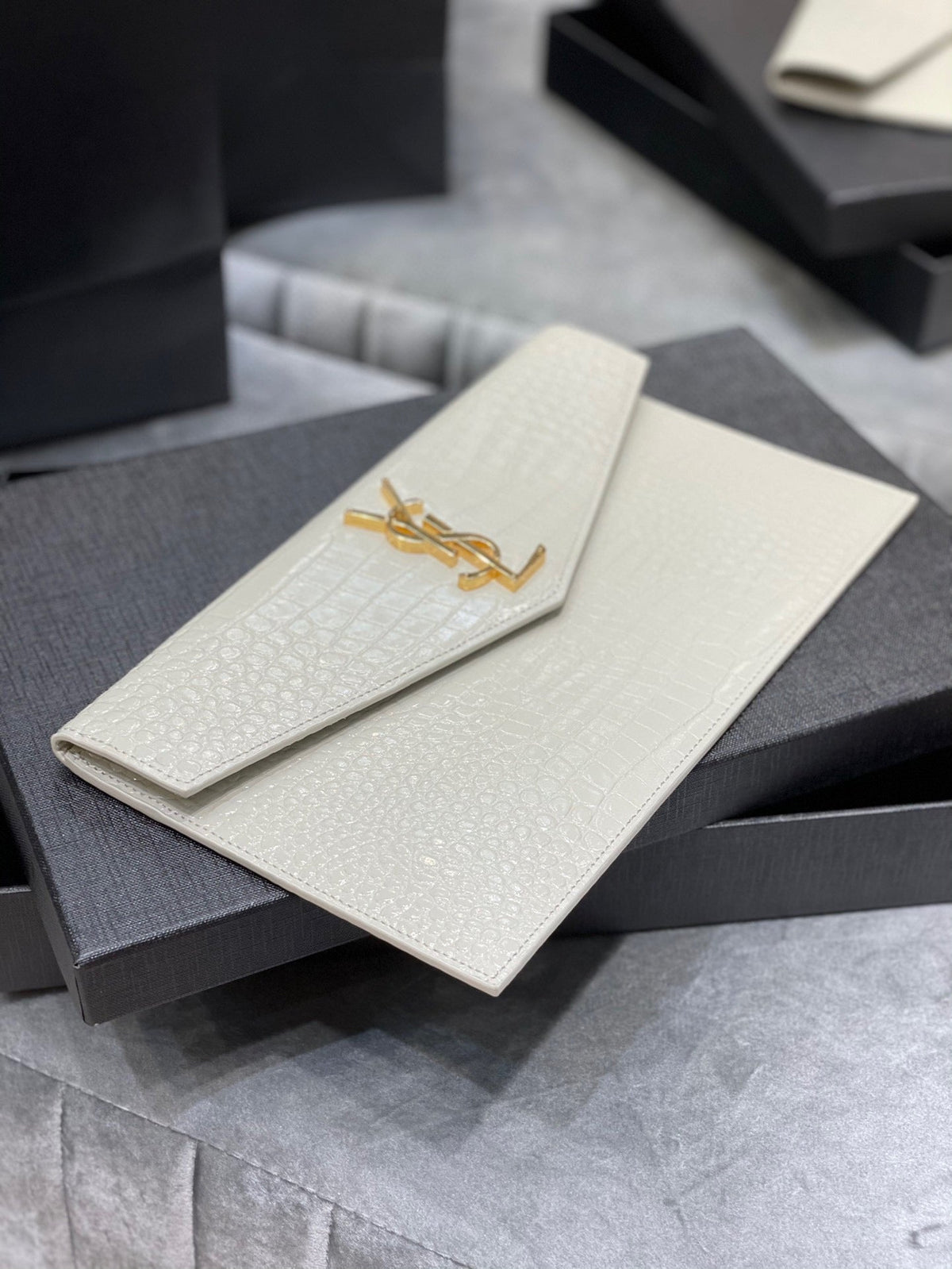 Saint Laurent CLUTCH YSL