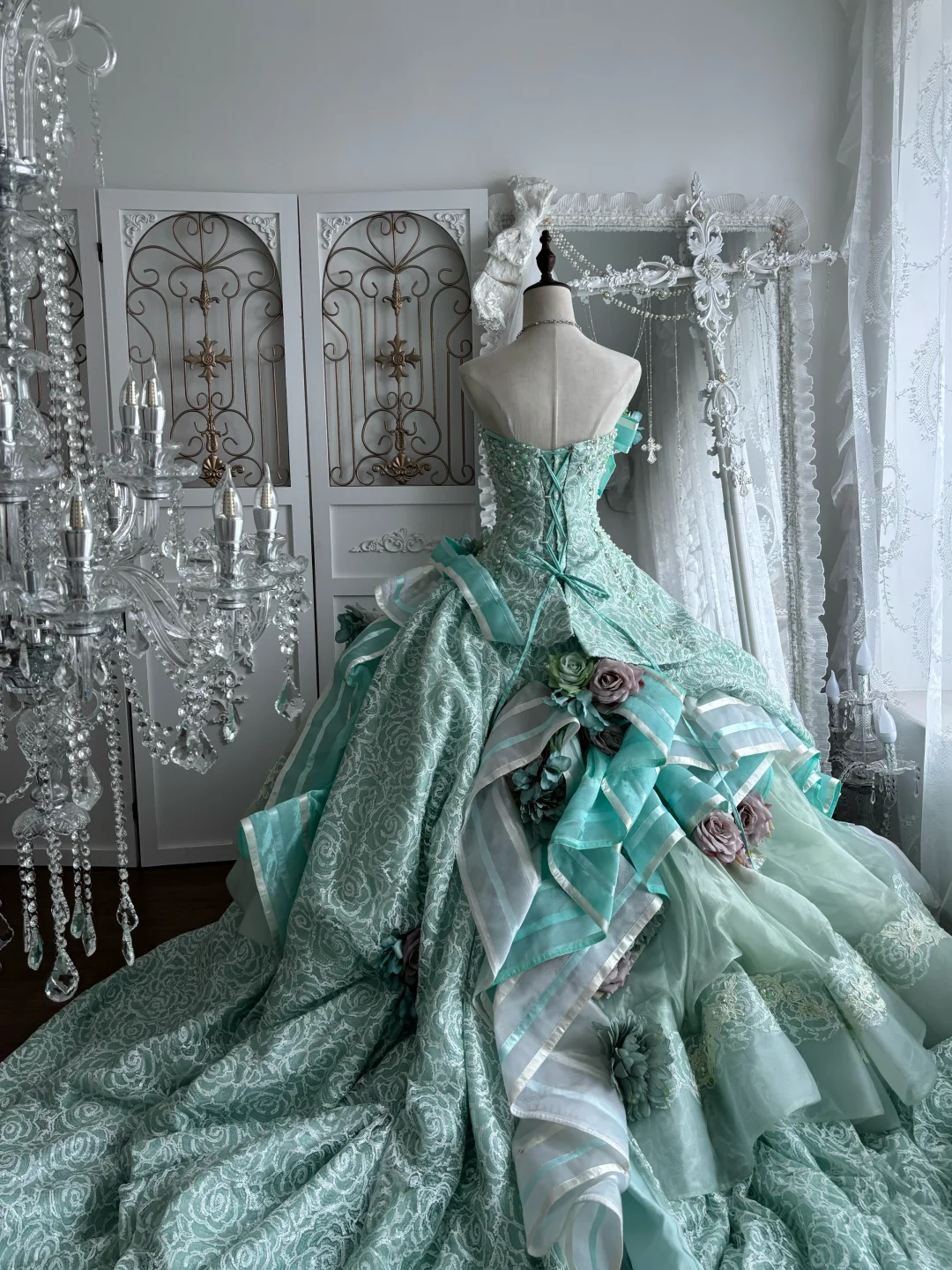 Vintage Blue Rose Print Ball Gown Exquisite Beaded Tulle Prom Dress Sweet 16 Dress SH5988