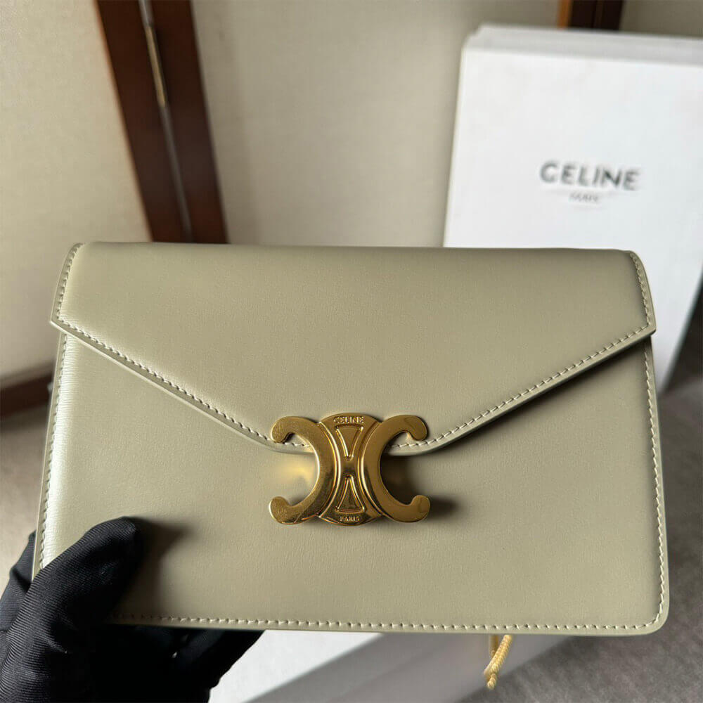 WALLET ON CHAIN MARGO in Shiny calfskin