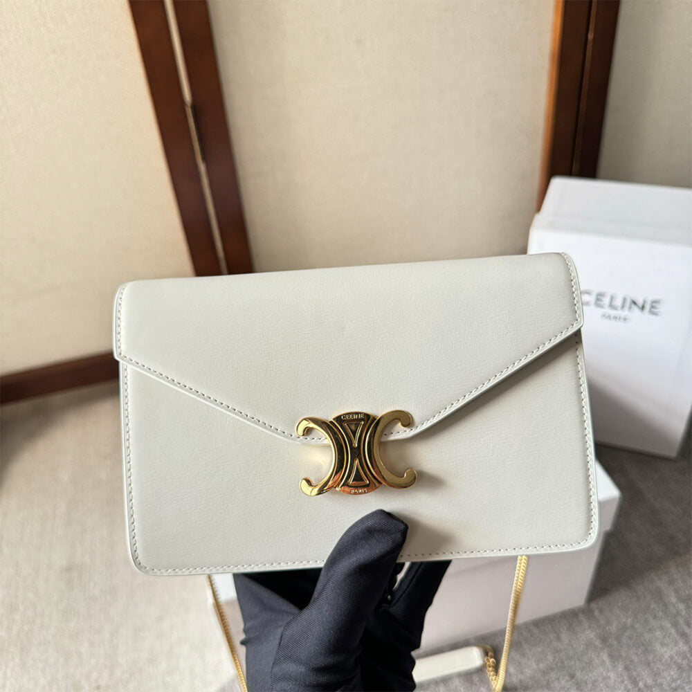 WALLET ON CHAIN MARGO in Shiny calfskin