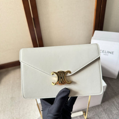 WALLET ON CHAIN MARGO in Shiny calfskin