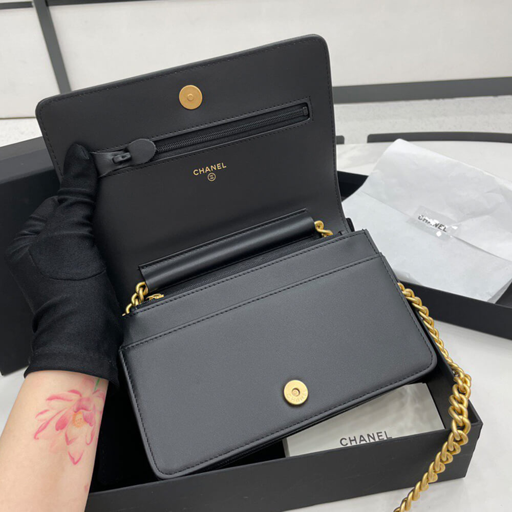 Chanel BOY CHANEL Wallet On Chain