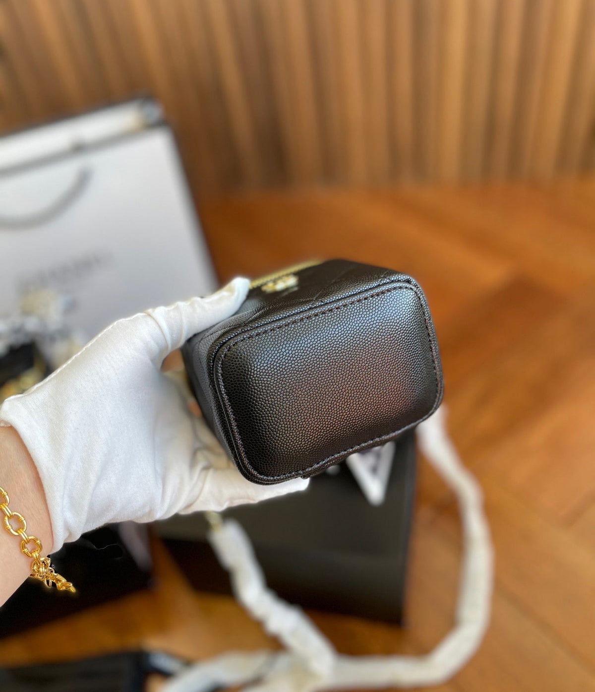 Chanel Vanity Pearl Crush