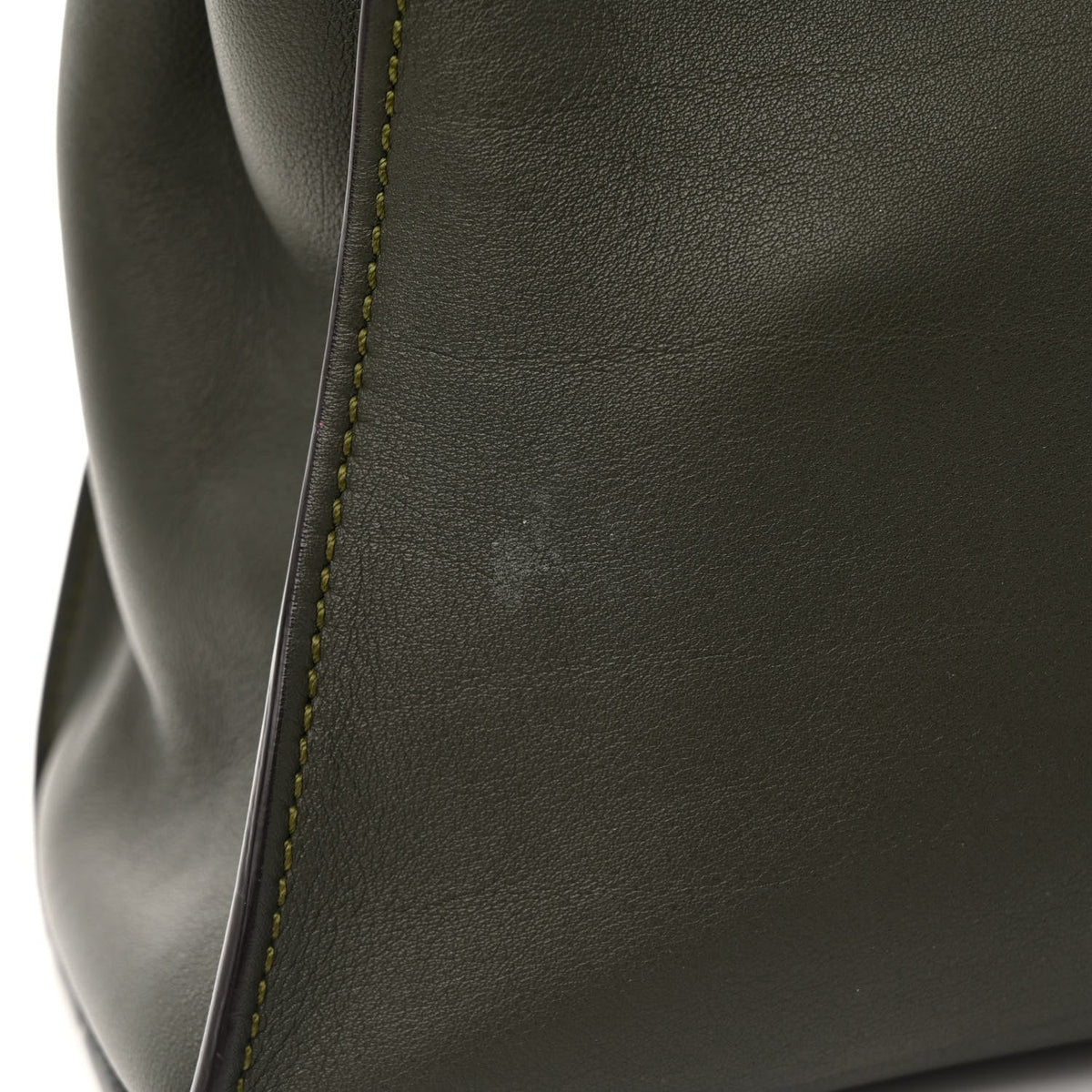 Vitello Seta Shiny Nappa Medium Peekaboo Iconic Satchel Verde Prato Makeup