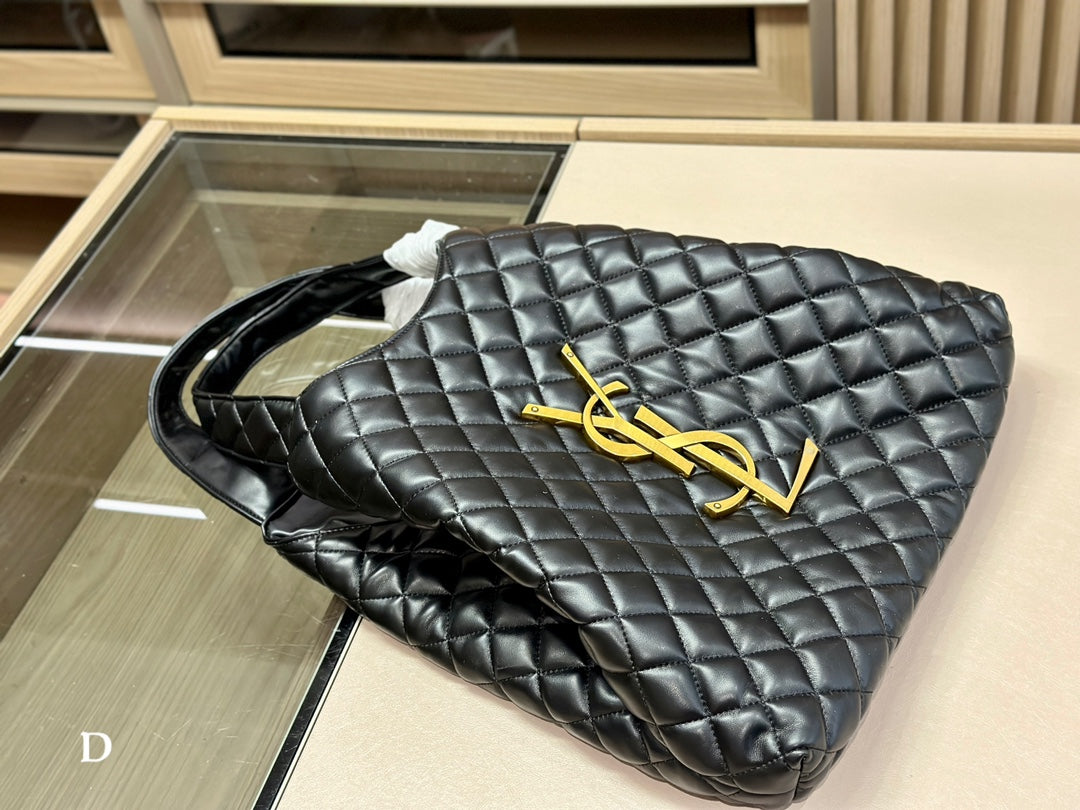 Women Saint Laurent Icare Maxi Shopping Bag In Quilted