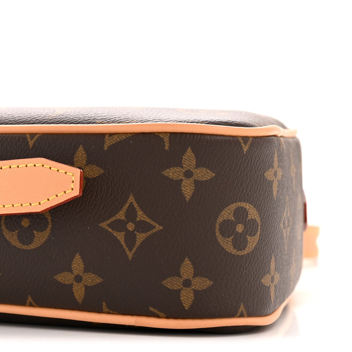 Monogram Game On Coeur