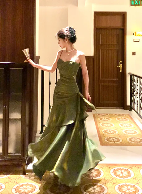 Green Spaghetti Straps A-Line Chiffon Long Evening Party Dress MD7380