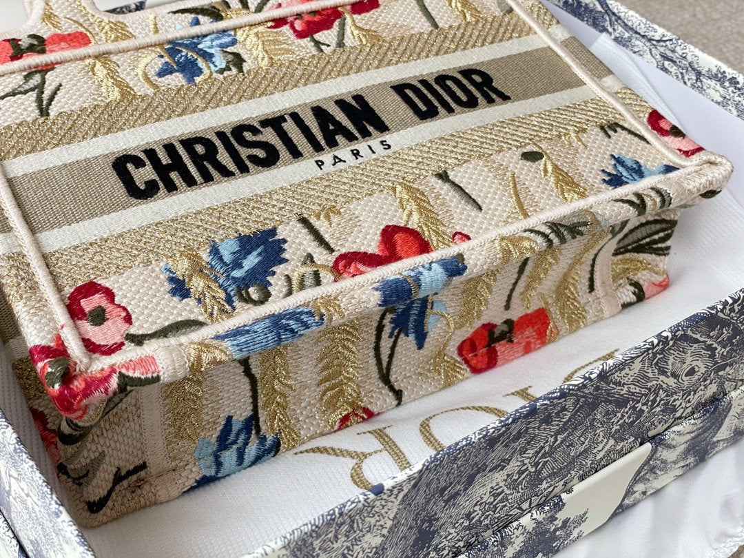 Medium Dior Book Tote Gold