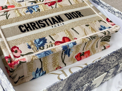 Medium Dior Book Tote Gold