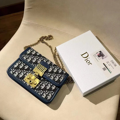 Dr addict chain embroidered presbyopia bag