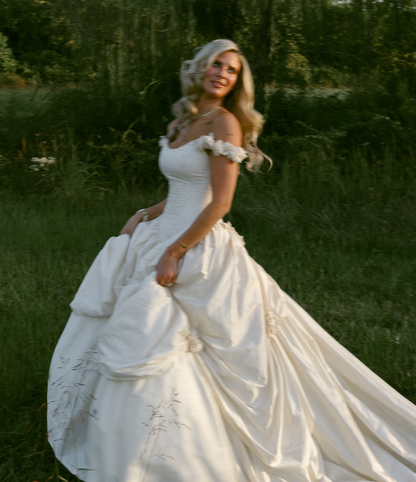 Vintage Ball Gown Off the Shoulder 3D Flower White Satin Wedding Dress SH6081