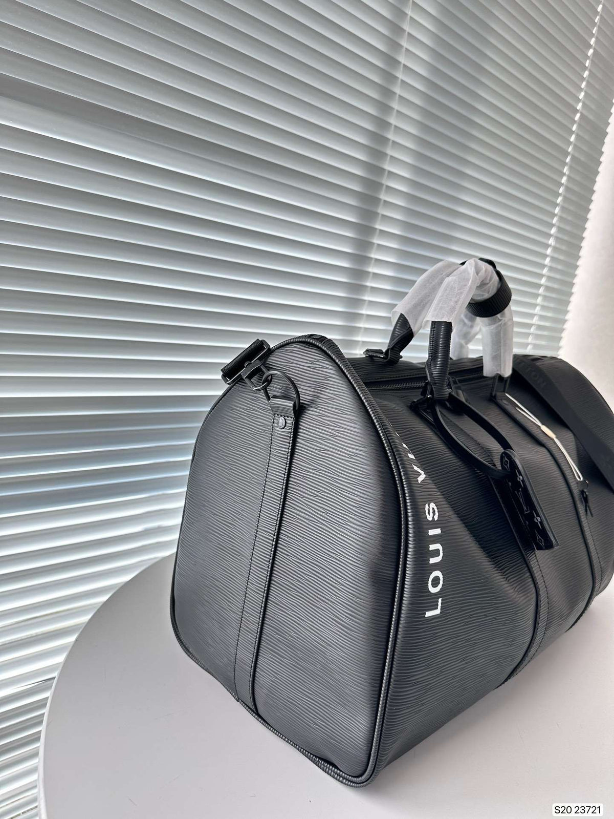 Black Epi Louis Vuitton Keepall 45